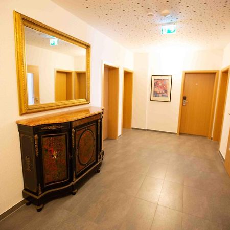Heilbronner Hotel Am Schoenen Theater Екстериор снимка