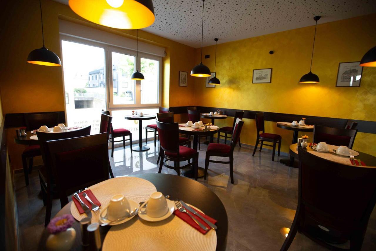 Heilbronner Hotel Am Schoenen Theater Екстериор снимка